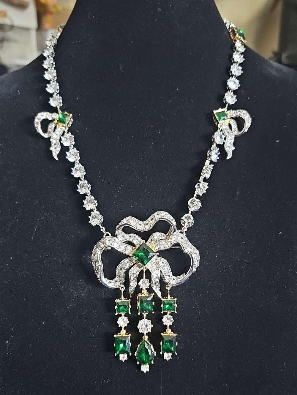 Catwalk Jon Stunning Necklace